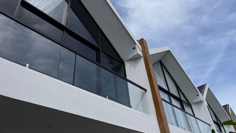 Комплекс современных таунхаусов в живописном районе Умалас (005493) — фото 5