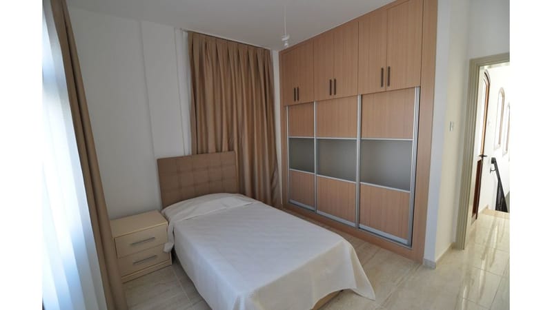 Роскошная вилла 3+1 в живописном районе Искеле, Бахчелер (014491) — фото 11