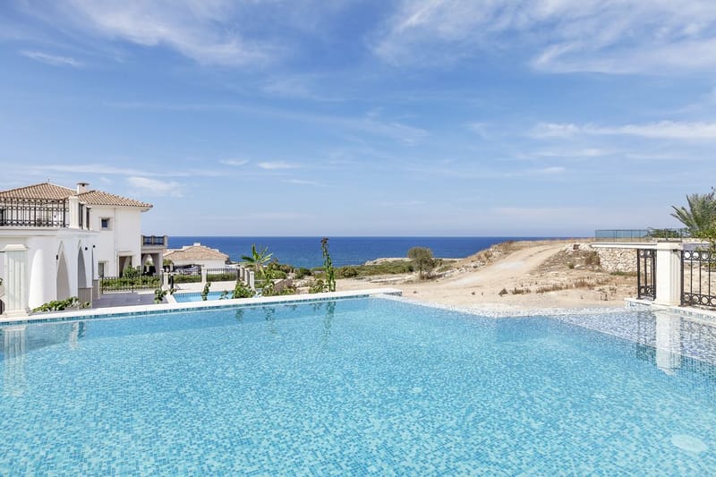 Виллы в комплексе на берегу Средиземного моря, в самом сердце Эсентепе (011498) — фото 12