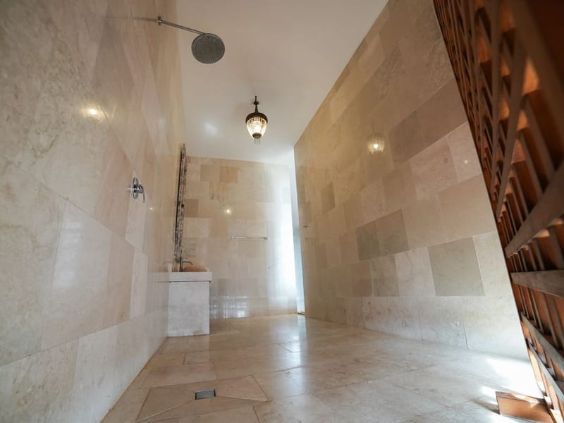 Готовые апартаменты в легендарном комплексе в Убуде (027138) — фото 12