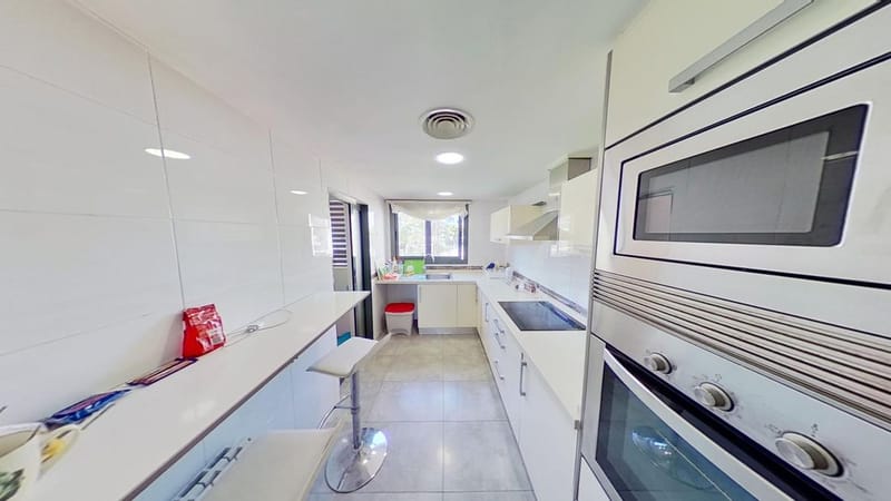 Квартира в жилом комплексе на пляже Сан-Хуан, в 200 метрах от моря (193237) — фото 13