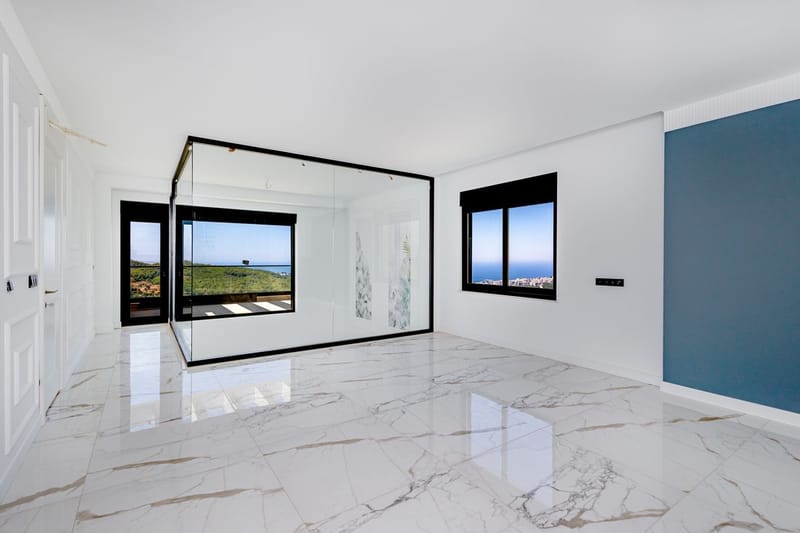 Шикарная вилла с видом на горы и море на продажу в районе Каргыджак (004422) — фото 21